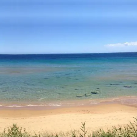 Crisvan Home- Bilocale Mare カーポ・リッツート